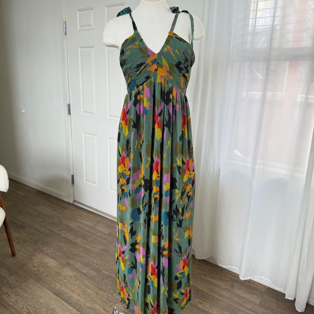 Sincerely Jules Green Floral Plisse Maxi Dress Smocked Tie Shoulder Small